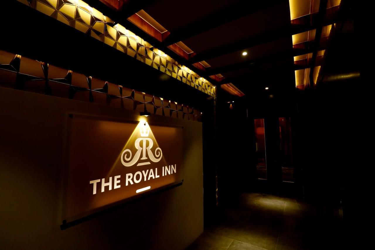 Hotel The Royal Inn Baramati ภายนอก รูปภาพ